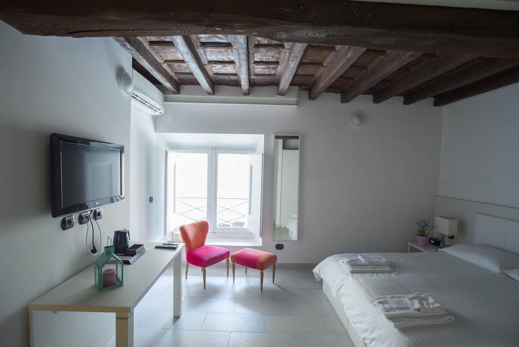 Flowers Apartments Ρώμη Εξωτερικό φωτογραφία